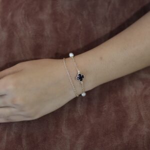 The Clover Bracelet