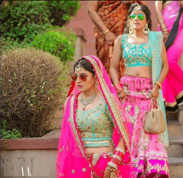 8 WAYS YOU CAN ROCK YOUR LEHENGA STYLES TO A WEDDING PARTY